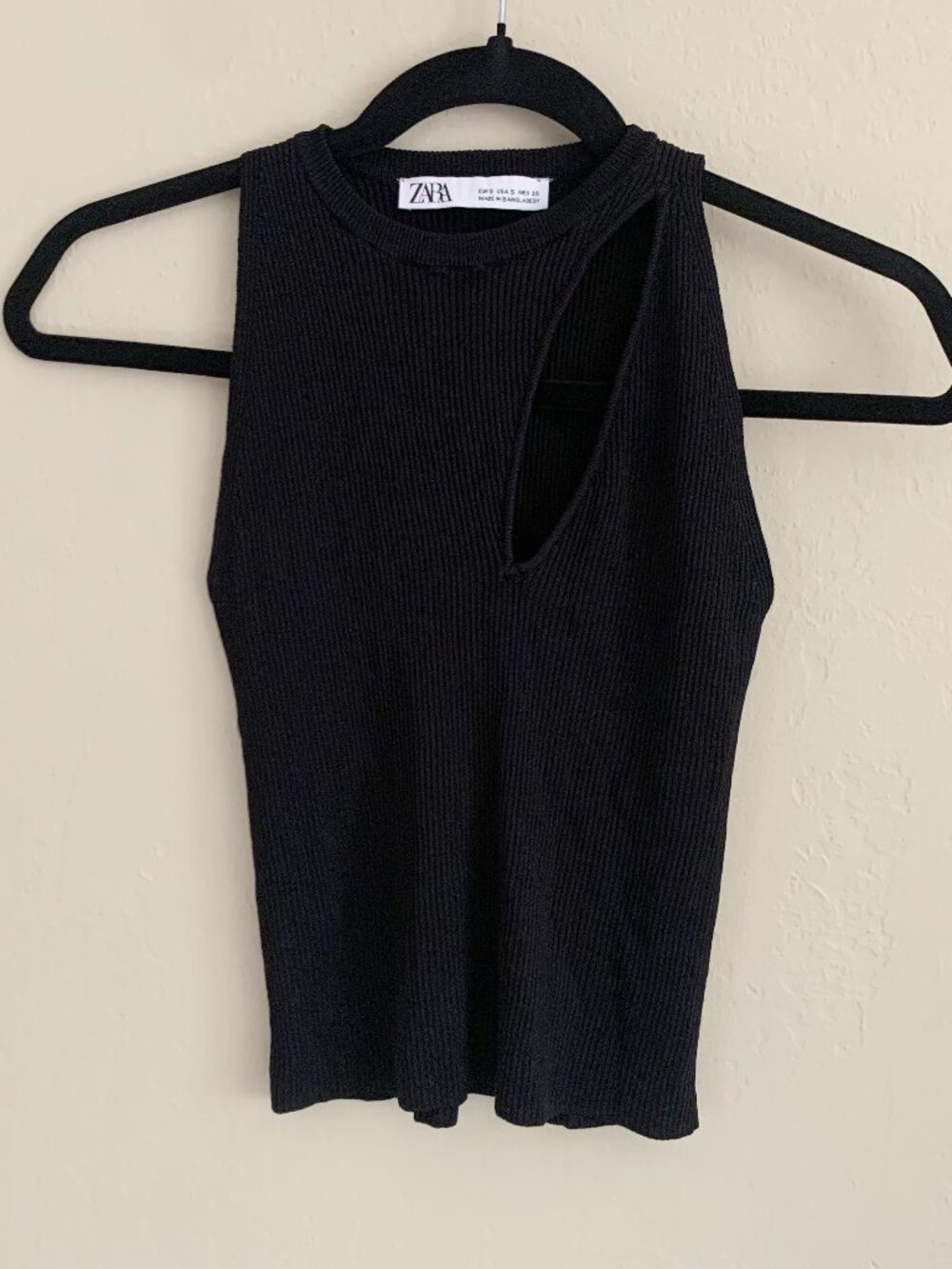 Zara Ribbed Cutout Tank • Women’s Small